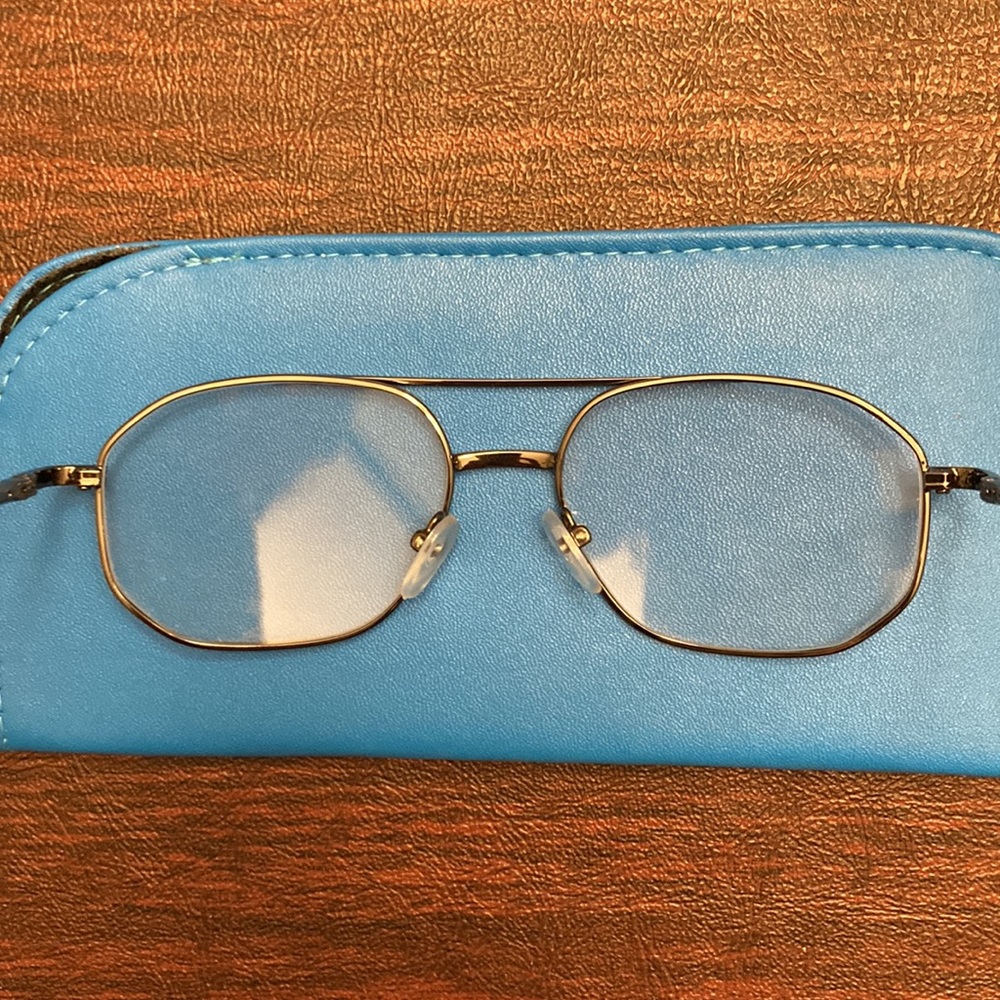 New Aviator Frame - Picture 2 of 3